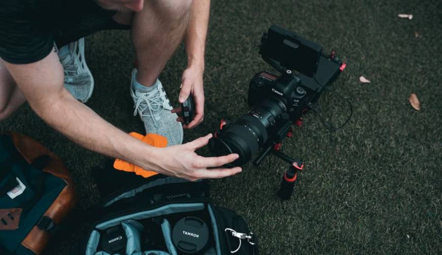 色彩心理学×动态美学，当雄县产品视频拍摄公司唤醒感官冲击力